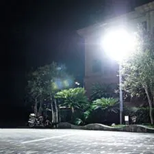 Mocna Lampa LED latarnia solarna uliczna ULTRA x3